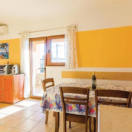 Holiday home Lovely In With House Sea View